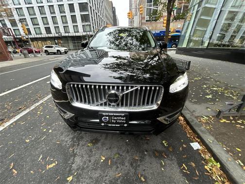 2024 Volvo XC90 B6 Plus Bright Theme 7-Seater