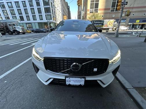 2023 Volvo XC60 Recharge Plug-In Hybrid T8 Polestar
