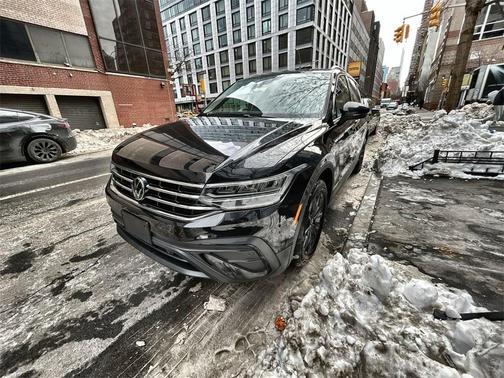 2024 Volkswagen Tiguan 2.0T SE 4MOTION