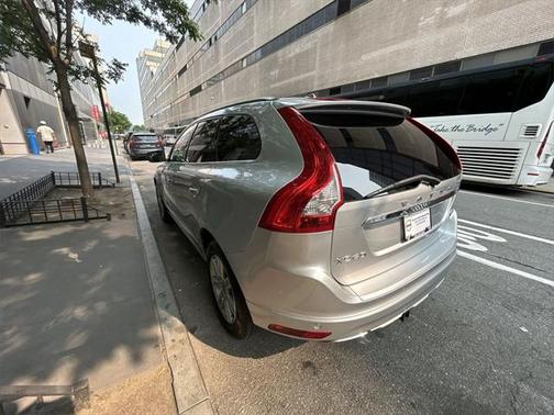 2017 Volvo XC60 T5 Inscription