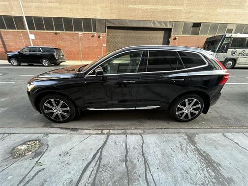 2021 Volvo XC60 T5 Inscription