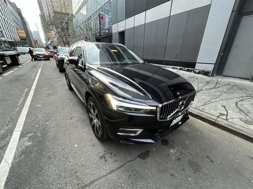 2021 Volvo XC60 T5 Inscription