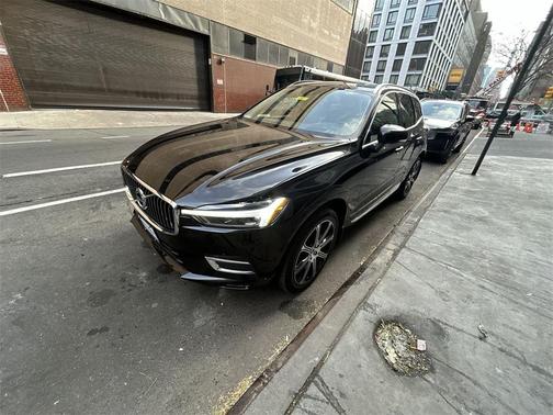 2021 Volvo XC60 T5 Inscription