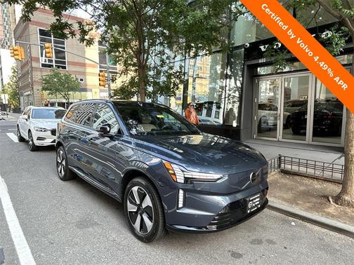 2025 Volvo EX90 Twin Motor Plus