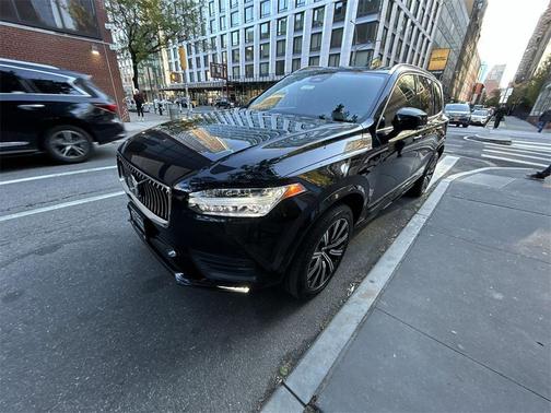 2023 Volvo XC90 B6 Core