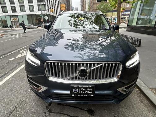 2023 Volvo XC90 B6 Ultimate 7-Seater