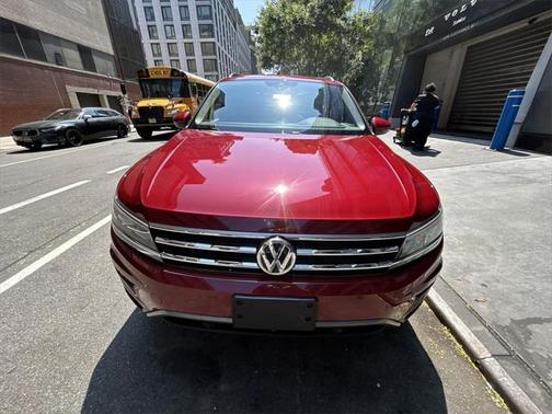 2018 Volkswagen Tiguan 2.0T SEL