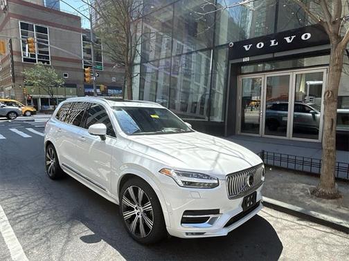 2023 Volvo XC90 B6 Ultimate 7-Seater