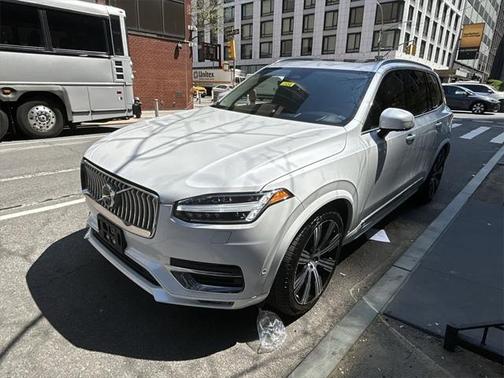 2023 Volvo XC90 B6 Ultimate 7-Seater