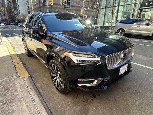 2025 Volvo XC90 B6 Plus 7-Seater