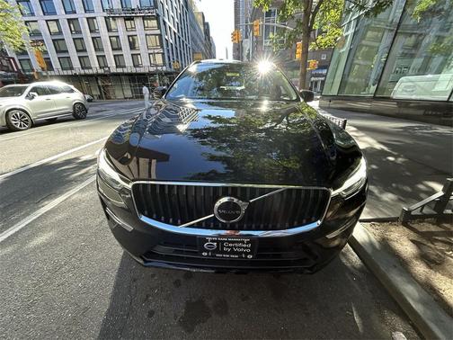 2023 Volvo XC60 B5 Core