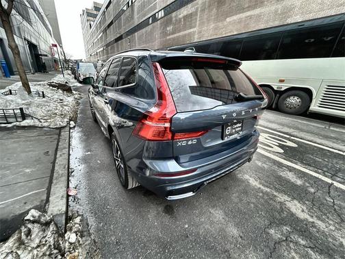 2025 Volvo XC60 B5 Plus