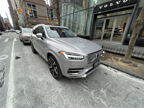2023 Volvo XC90 B6 Plus 7-Seater