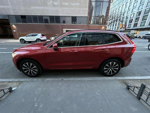 2023 Volvo XC60 B5 Core