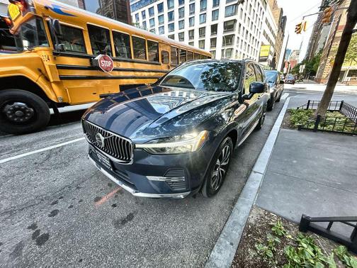 Denim Blue Metallic 2023 Volvo XC60 B5 Plus Bright Theme