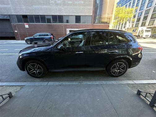 2023 Mercedes-Benz GLC 300 4MATIC