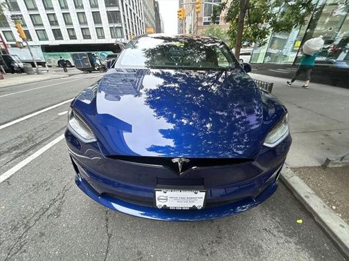 2023 Tesla Model X Standard Range