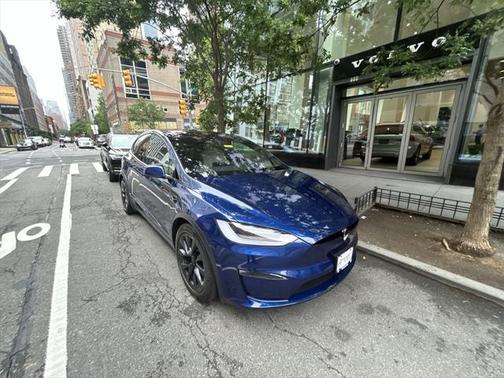 2023 Tesla Model X Standard Range