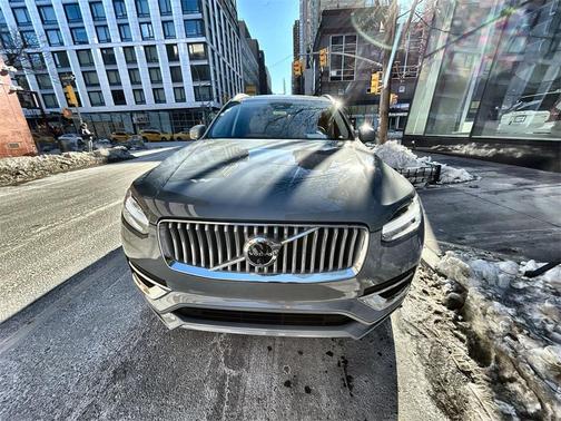 2025 Volvo XC90 Plug-In Hybrid T8 Ultra 7-Seater