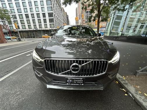 2021 Volvo XC60 T5 Inscription