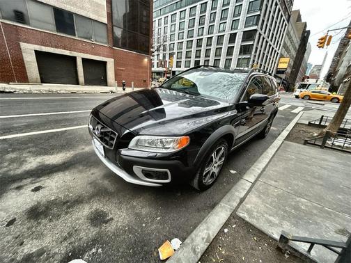 2013 Volvo XC70 T6 Platinum