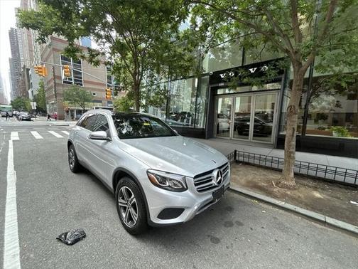 2019 Mercedes-Benz GLC 300 4MATIC