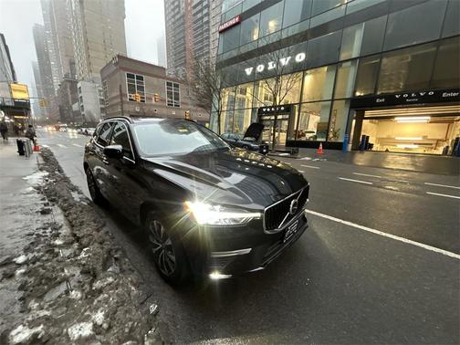 2023 Volvo XC60 B5 Core