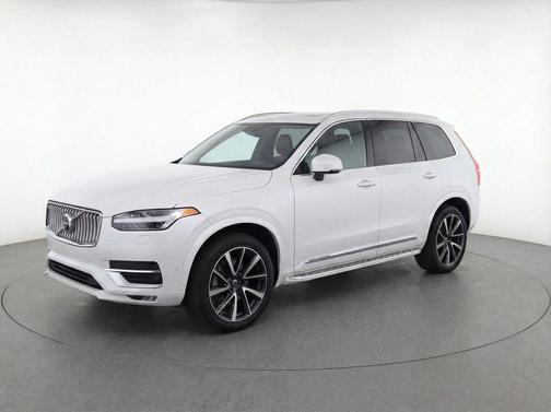 Crystal White Metallic 2021 Volvo XC90 Recharge Plug-In Hybrid T8 Inscription Expression 6 Passenger