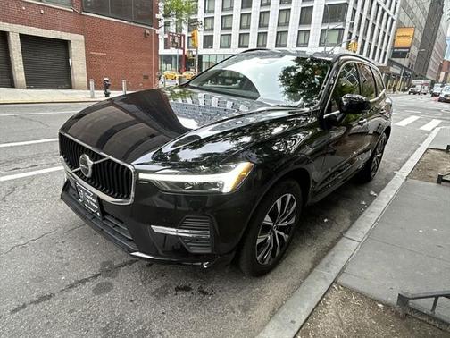 2023 Volvo XC60 B5 Core