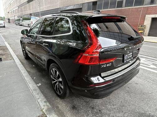 2023 Volvo XC60 B5 Core
