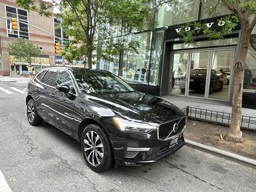 2023 Volvo XC60 B5 Core