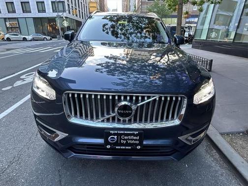 2022 Volvo XC90 T6 Inscription