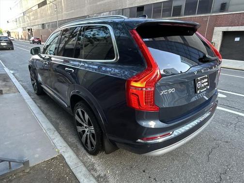 2022 Volvo XC90 T6 Inscription