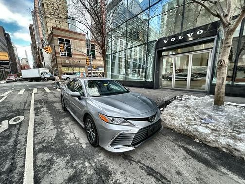 2022 Toyota Camry XLE