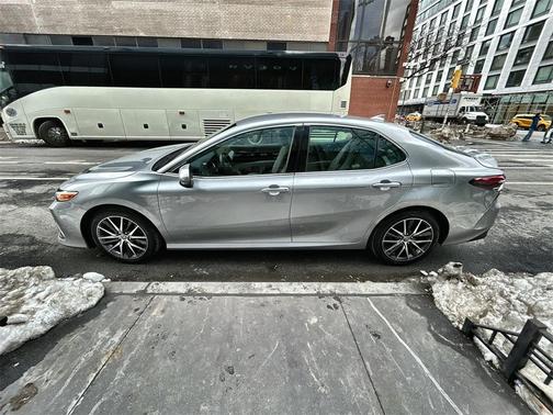 2022 Toyota Camry XLE