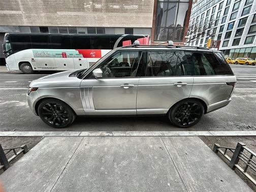 2017 Land Rover Range Rover 3.0L Supercharged HSE