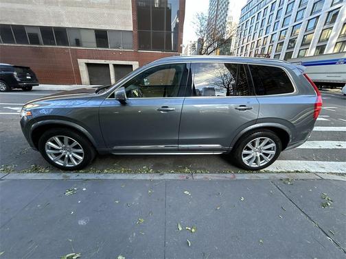 2018 Volvo XC90 T6 Inscription