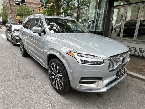 2024 Volvo XC90 B5 Core Bright Theme