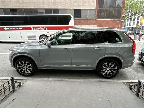2024 Volvo XC90 B5 Core Bright Theme