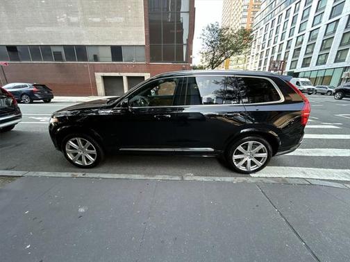 2018 Volvo XC90 T6 Inscription