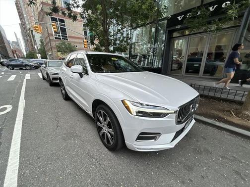 2021 Volvo XC60 T5 Inscription