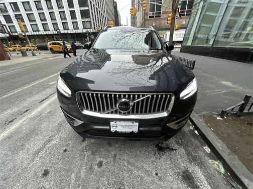 2021 Volvo XC90 T6 Inscription