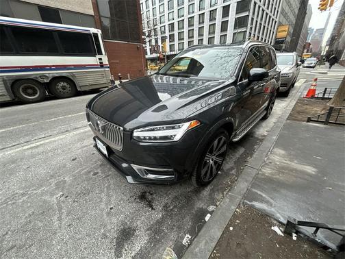 2021 Volvo XC90 T6 Inscription