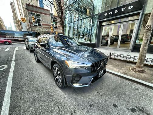 Denim Blue Metallic 2024 Volvo XC60 B5 Core Dark Theme