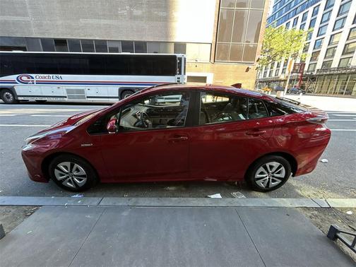 2016 Toyota Prius Four