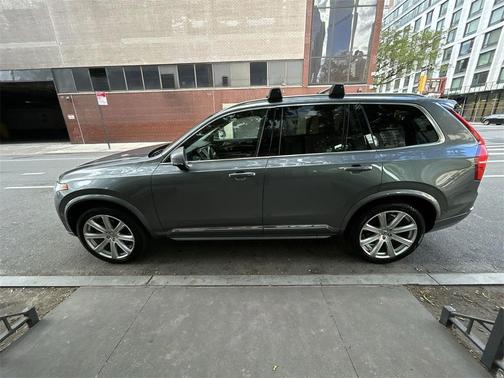 2018 Volvo XC90 T6 Inscription