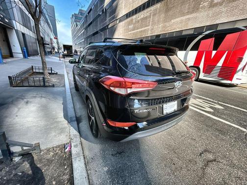 2017 Hyundai TUCSON Limited