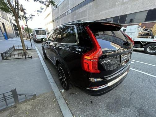2023 Volvo XC90 B6 Plus 7-Seater