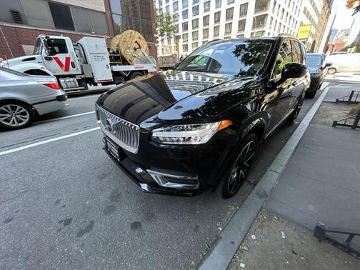 2023 Volvo XC90 B6 Plus 7-Seater
