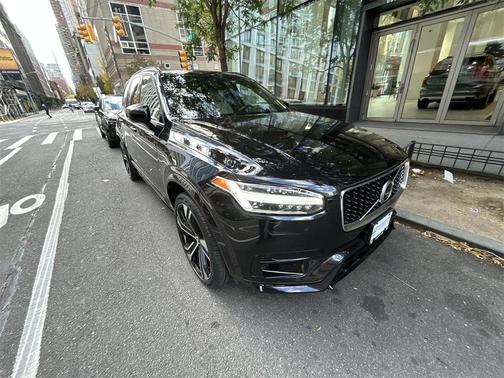 2020 Volvo XC90 T6 R-Design